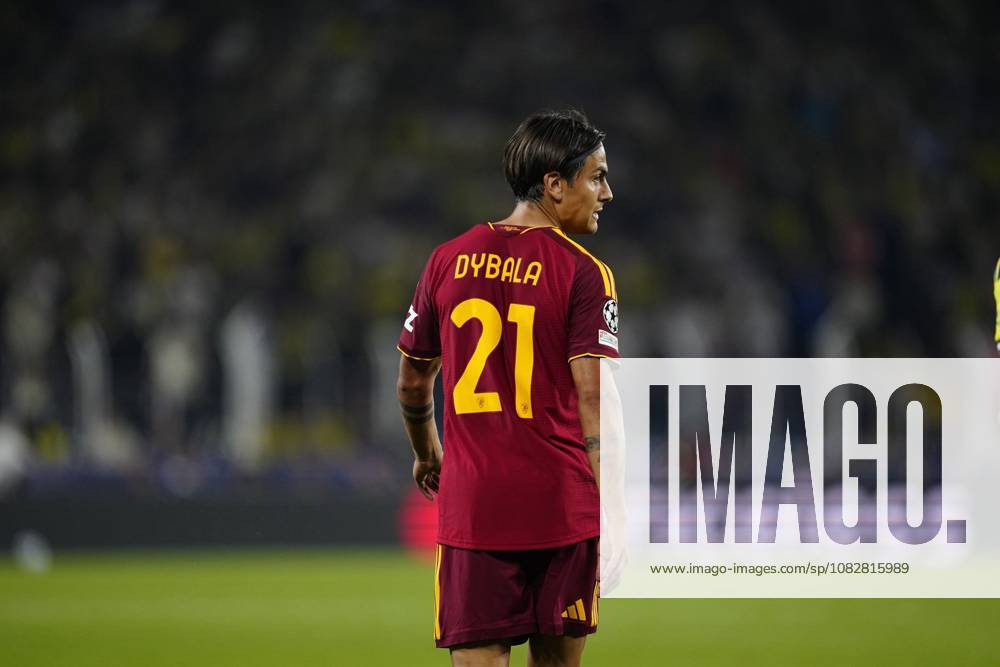 10.09 2026 - SOCCER - 2026 27 UEFA CHAMPIONS LEAGUE League Phase Fenerbahce SK v AS Roma Paulo Dybala of AS Roma looks on during the match ISTANBUL Fenerbahce Sükrü Saracoglu Spor Kompleksi Istanbul TURKEY