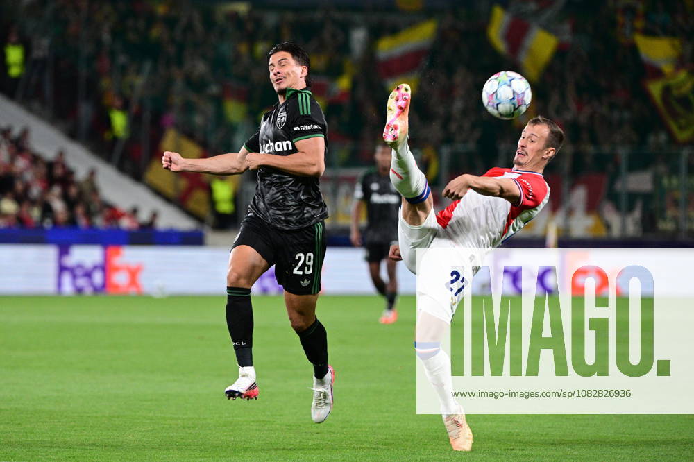 From left Franjo Ivanovic of Lens and Tomas Vlcek of Slavia in action during the Football Champions League opening round match Slavia Prague vs RC Lens on September 10, 2026, in Prague, Czech Republic. (CTKxPhoto MichalxKamaryt) CTKPhotoP2026091009814 CTKPhotoP2026091009814