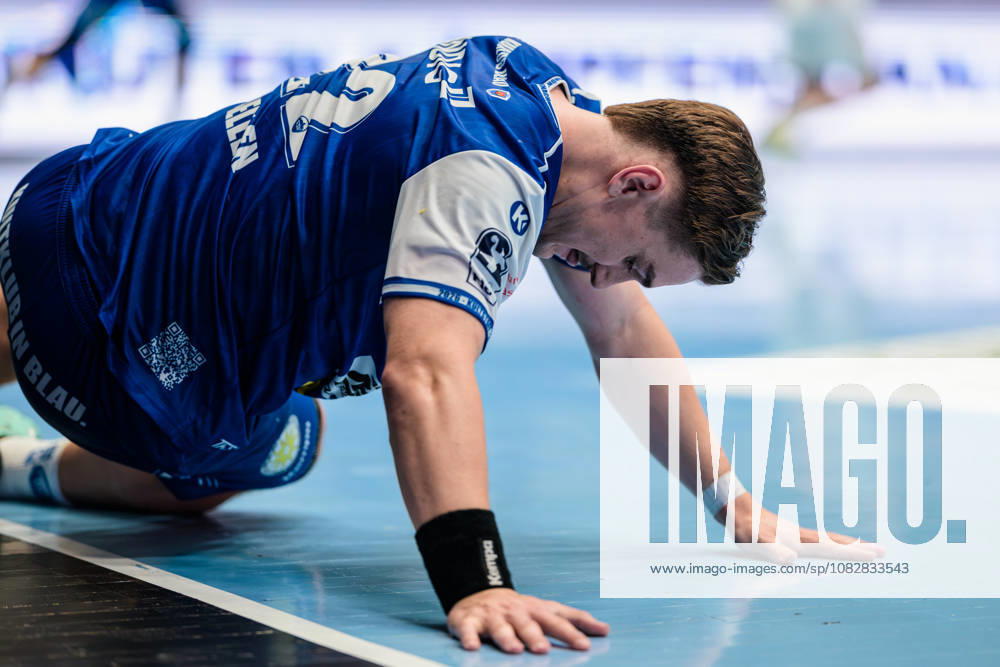 Felix Aellen (ThSV Eisenach, 22) liegt im Kreis nach dem Wurf. GER, ThSV Eisenach gegen SG BBM Bietigheim, 1. Opel Handballbundesliga, Handball, 4.Spieltag, Saison 2026 2027, 19.00 Uhr, 10.09.2026 GER, ThSV Eisenach gegen SG BBM Bietigheim, 1. Opel Handballbundesliga, Handball, 4.Spieltag, Saison 2026 2027, 19.00 Uhr, 10.09.2026 Eisenach