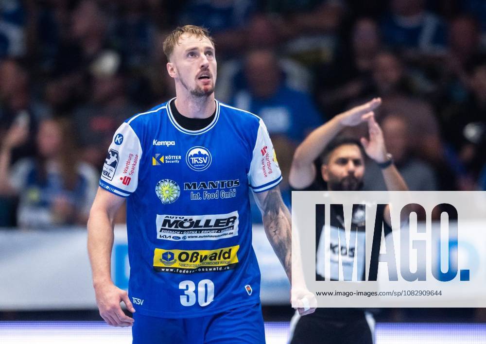 Handball Opel Handball 1. Bundesliga Saison 2026 - 2027 Werner Assmann Halle 4. Spieltag ThSV Eisenach - SG BBM Bietigheim im Foto: Dominik Solak 30 (ThSV Eisenach) ( Deutschland Thueringen Eisenach