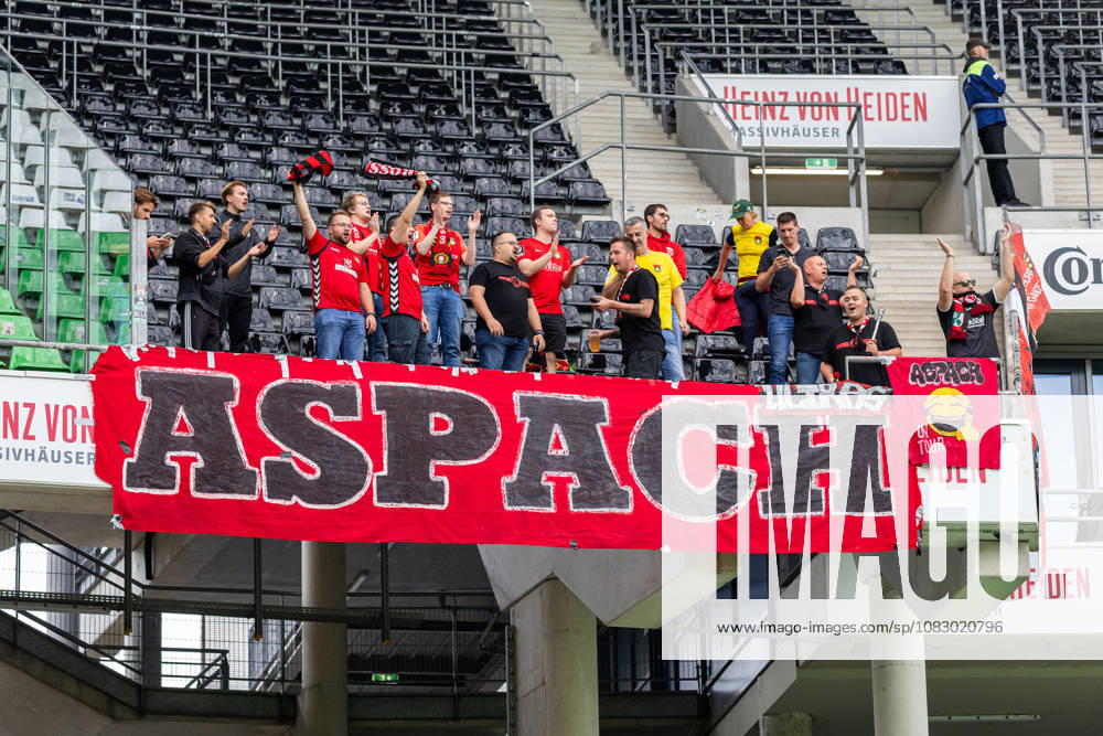 Die Fans von SG Sonnenhof Grossaspach im Gaesteblock feuern ihre Mannschaft an GER, TSV Havelse vs. SG Sonnenhof Grossaspach, Fussball, 3. Liga, 5. Spieltag, Spielzeit 2026 2027, 12.09.2026 DFL Regulations prohibit any use of photographers as image sequences and or quasi-video. GER, TSV Havelse vs. SG Sonnenhof Grossaspach, Fussball, 3. Liga, 5. Spieltag, Spielzeit 2026 2027, 12.09.2026 Hannover