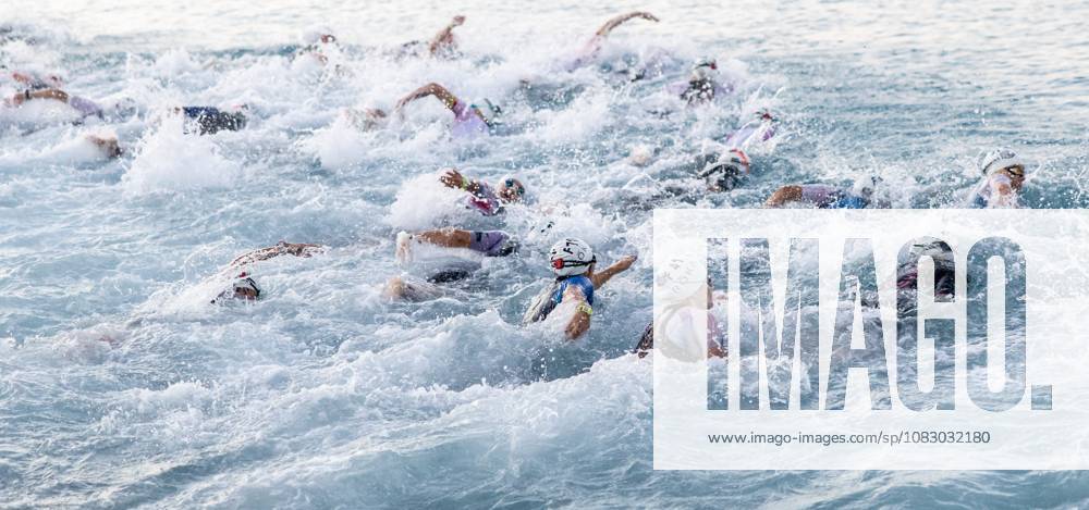 2026 IRONMAN 70.3 Weltmeisterschaft Nizza - swimstart Athleten beim Wettkampf der VinFast IRONMAN 70.3 Weltmeisterschaft 2026 in Nizza, Frankreich. Nizza Promenade des Anglais Alpes-Maritimes Provence-Alpes-Côte d Azur France