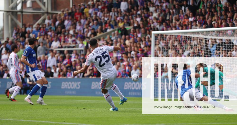 Premier League - Crystal Palace v Ipswich Town LONDON, ENGLAND, SEPTEMBER 12: GOAL 1-0, Anan Khalaili of Crystal Palace scores a goal to put Crystal Palace 1-0 ahead during The Premier League match between Crystal Palace v Ipswich Town at Selhurst Park Stadium, London, England, on September 12. (Photo by Daniel Weir) London Selhurst Park Stadium England