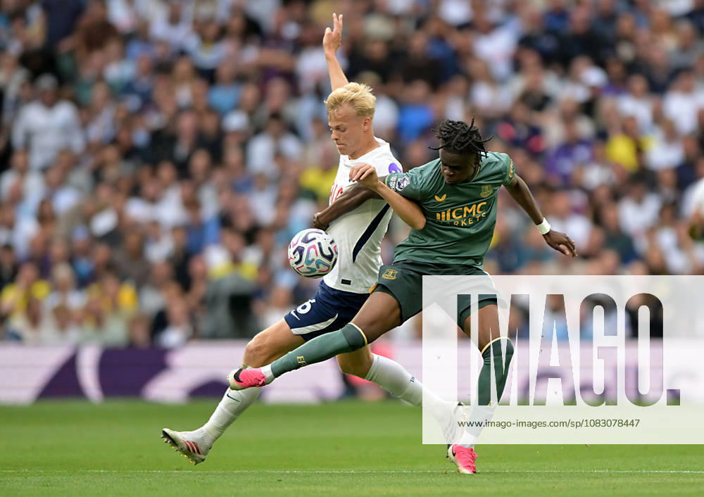 Tottenham Hotspur V Everton. Premier League. Jan Paul van Hecke (Spurs) and Tyrique George (Everton) during the Tottenham Hotspur V Everton Premier League match at the Tottenham Hotspur Stadium, London. This Image is for . Licence required from the Football DataCo for any other use. Tottenham Tottenham Hotspur Stadium UK