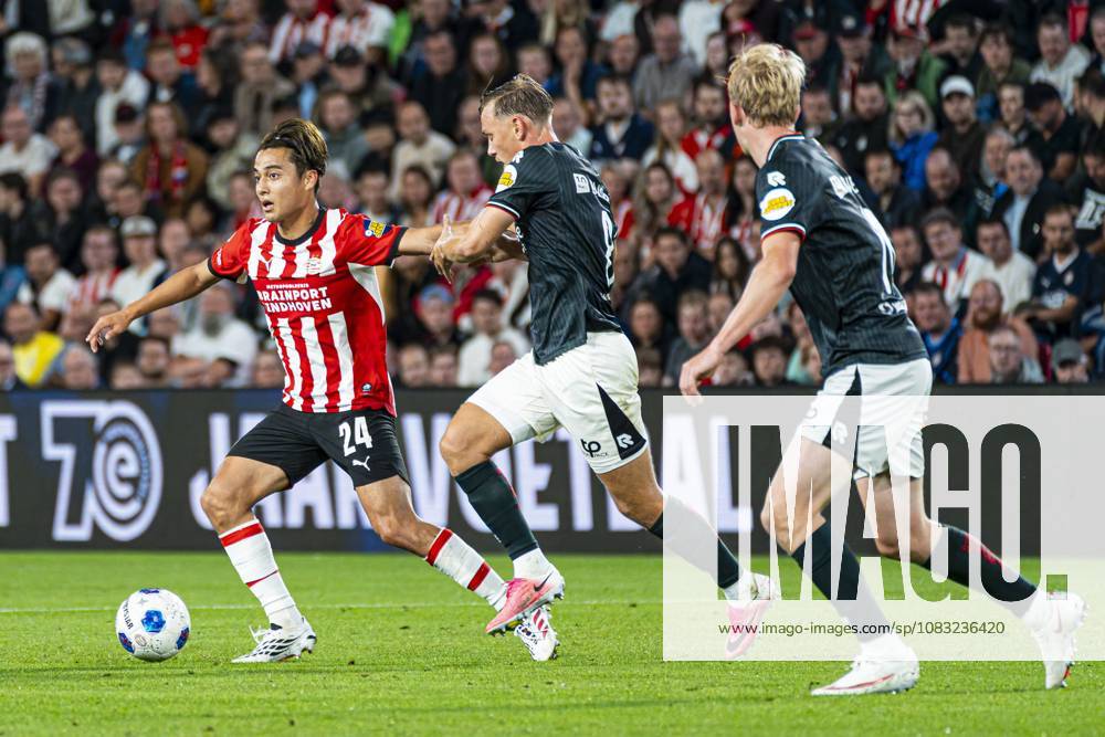 EINDHOVEN - Kodai Sano of PSV Eindhoven battles for possession with Julian Baas of Sparta Rotterdam during the Eredivisie match between PSV Eindhoven and Sparta Rotterdam at the Philips Stadium on September 13, 2026, in Eindhoven, the Netherlands. KEVIN SENDERS ANP Eredivisie 2026 27 ANPxSportx xMarcelxterxBalsxIVx 568516967 originalFilename: 568516967