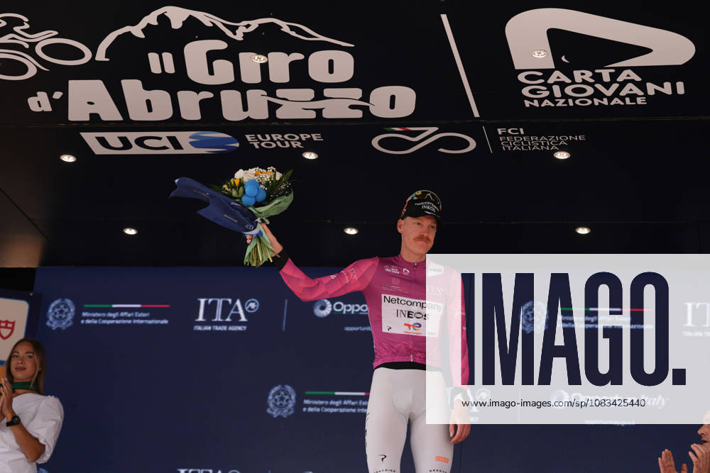 France s Dorian Godon of Netcompany Ineos Cyclamine jersey during the Giro dAbruzzo, stage 3 from Oricola - Piana del Cavaliere to San Benedetto dei Marsi (159 km) - Abruzzo, Italy - Thursday, September 17, 2026. - cycling.