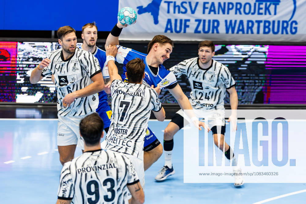 GER, Handball, Maenner, Saison 26 27, Opel 1.Bl, 5.Spieltag, ThSV Eisenach - THW Kiel Felix Aellen (ThSV Eisenach,22), Julian Koester 99817 Eisenach Werner-Assmann-Halle Am Sportp Thueringen Deutschland