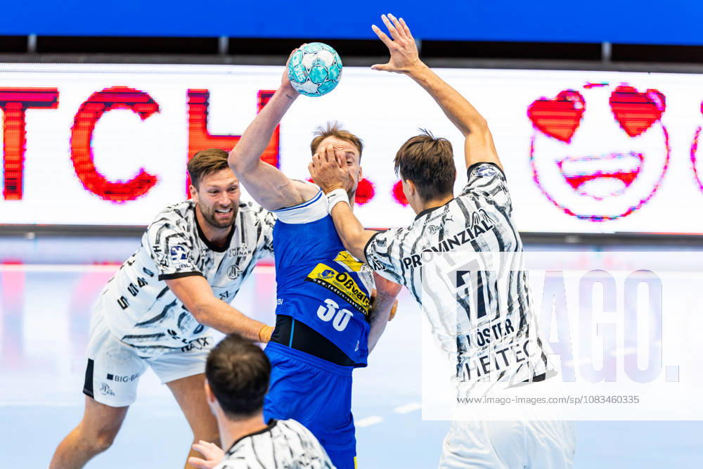 GER, Handball, Maenner, Saison 26 27, Opel 1.Bl, 5.Spieltag, ThSV Eisenach - THW Kiel Julian Koester, Dominik Solak (ThSV Eisenach,30) 99817 Eisenach Werner-Assmann-Halle Am Sportp Thueringen Deutschland