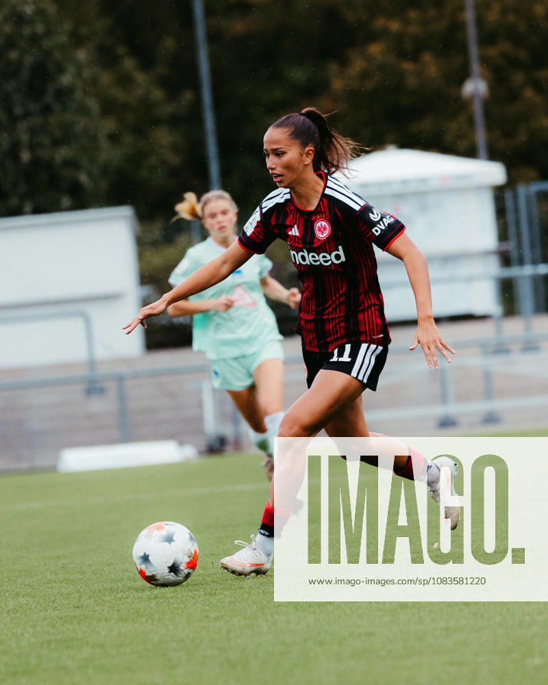 Fußball 2. Frauen Bundesliga, Eintracht Frankfurt II - Hertha BSC Amira Marlene Dahl (Eintracht Frankfurt U20) Frankfurt