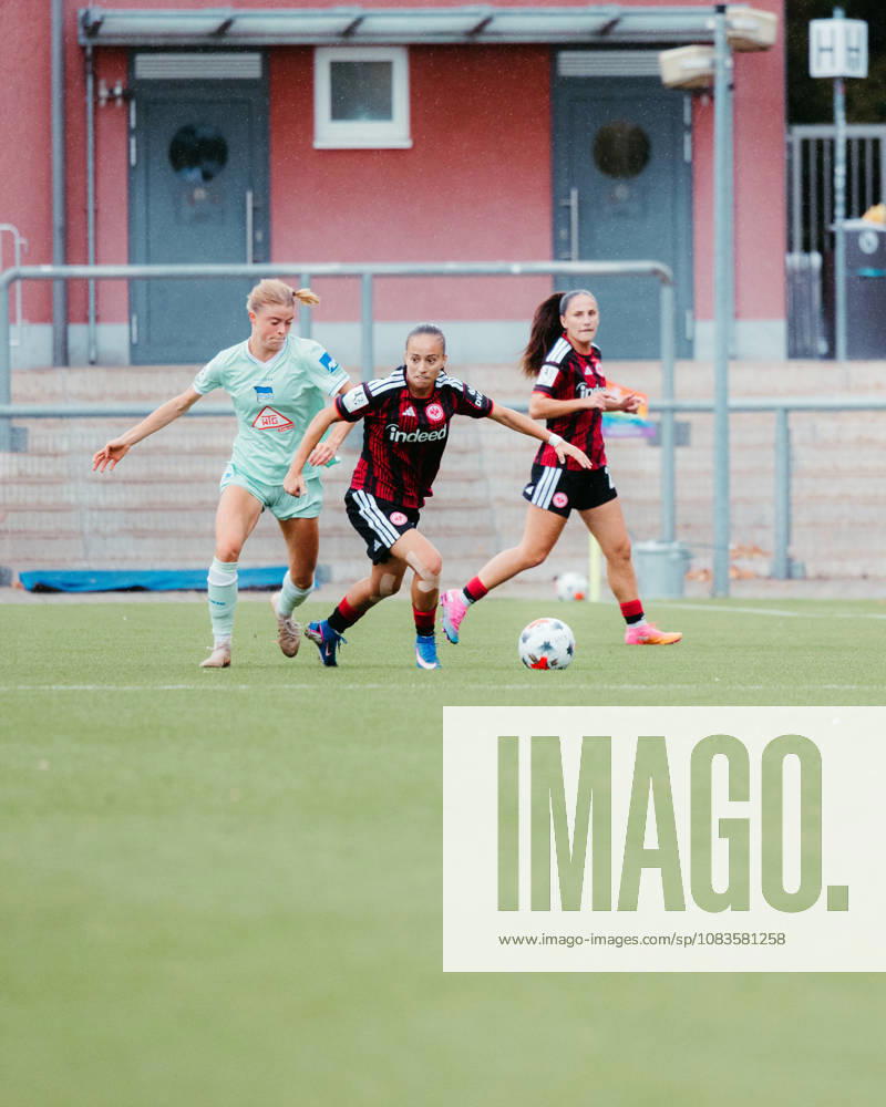 Fußball 2. Frauen Bundesliga, Eintracht Frankfurt II - Hertha BSC Ela Demirbas (Eintracht Frankfurt U20) Frankfurt