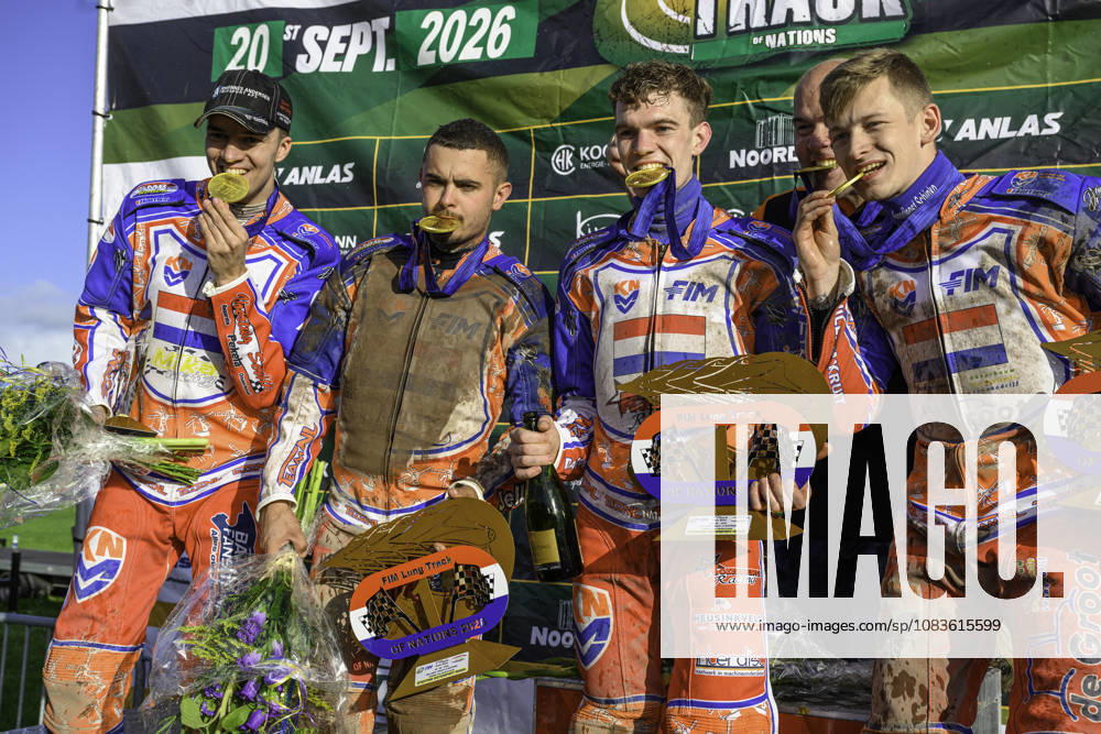 FIM Long Track of Nations 2026 Mika Meijer, Romano Hummel, Dave Meijerink, Patrick Roth, team manager, and William Kruit pose as Netherlands champions during the FIM Long Track of Nations 2026 at the Speed Centre Roden in the Netherlands on September 20, 2026. Roden Drenthe Netherlands
