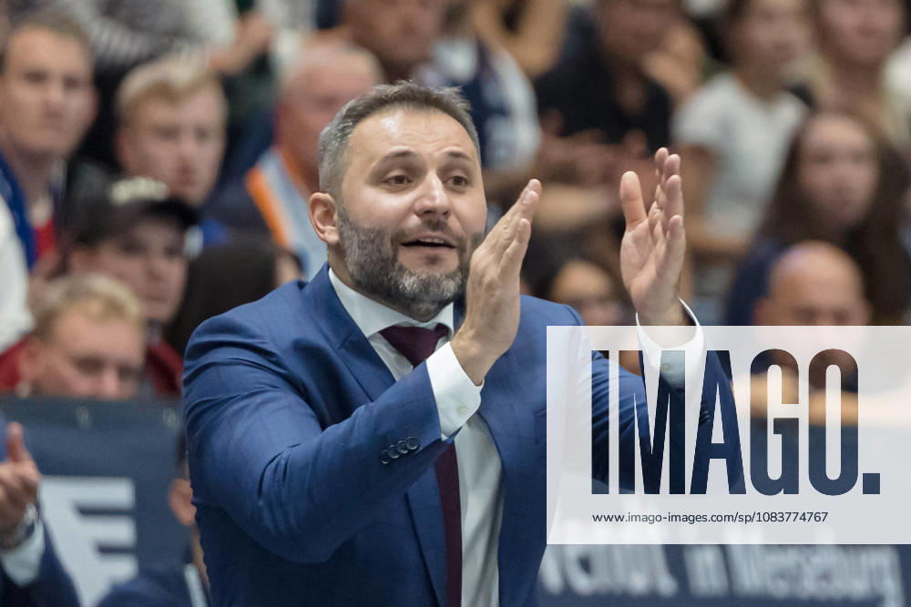 Vladimir Jovanovic (MBC, Head Coach), Syntainics MBC vs. Science City Jena, BBL, Basketball Männer, 1. Bundesliga, 2. Spieltag, Saison 2026 27, 25.09.2026. Weißenfels Stadthalle Sachsen-Anhalt Deutschland