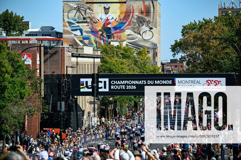 The pack of riders pictured during the elite women Road Race race (180,4 km) at the cycling World Championship, WM, Weltmeisterschaft in Montreal, Canada, Saturday 26 September 2026. The UCI road world championships are taking place from 20 to 27 September, in Montreal, Canada. JASPERxJACOBS x187890730x