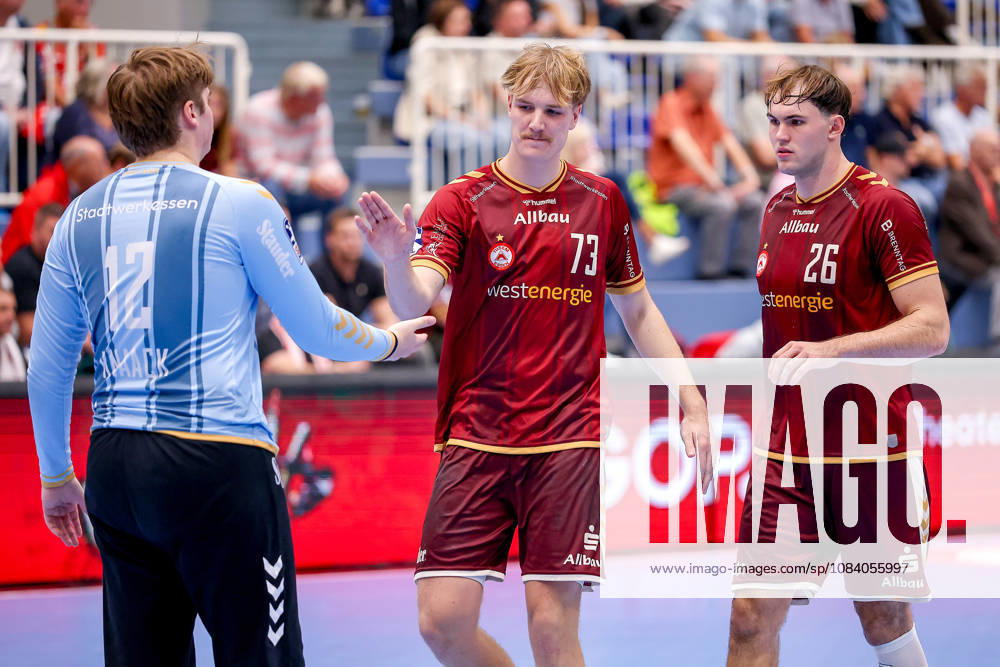 6. Spieltag der 2. Handball-Bundesliga, TuSEM Essen - SC DHfK Leipzig. Finn Knaack (TUSEM Essen 12) Finley Werschkull (TUSEM Essen 73) Tom Wolf (TUSEM Essen 26) NRW Deutschland
