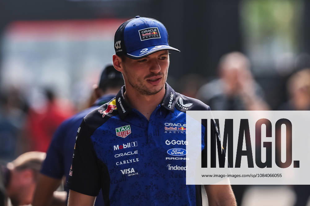 SEPANG, SGR - OCTOBER 03: Max Verstappen of Netherlands and Oracle Red Bull Racing at the paddock of the Formula 1 Gulf Air Bahrain Grand Prix on October 03, 2026 held at Sepang International Circuit in Sepang, Malaysia. (Photo by Hazrin Yeob Men Shah Icon Sportswire) AUTO: OCT 03 F1 Bahrain Grand Prix in Malaysia Icon3782610030124