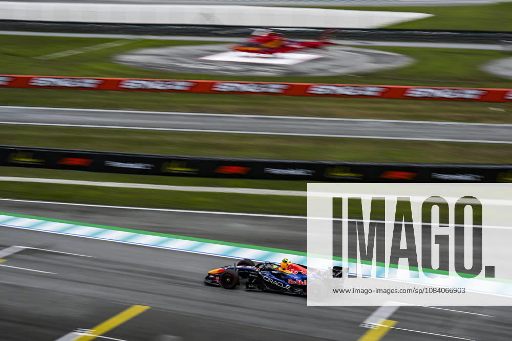 F1 - BAHRAIN GRAND PRIX IN MALAYSIA 2026 06 HADJAR Isack (fra), Red Bull Racing Ford RB22, action during the 2026 Formula 1 Bahrain Grand Prix in Malaysia, 16th round of the 2026 Formula One World Championship, WM, Weltmeisterschaft from October 2 to 4, 2026 on the Sepang International Circuit, in Sepang, Malaysia - SepangMalaysia