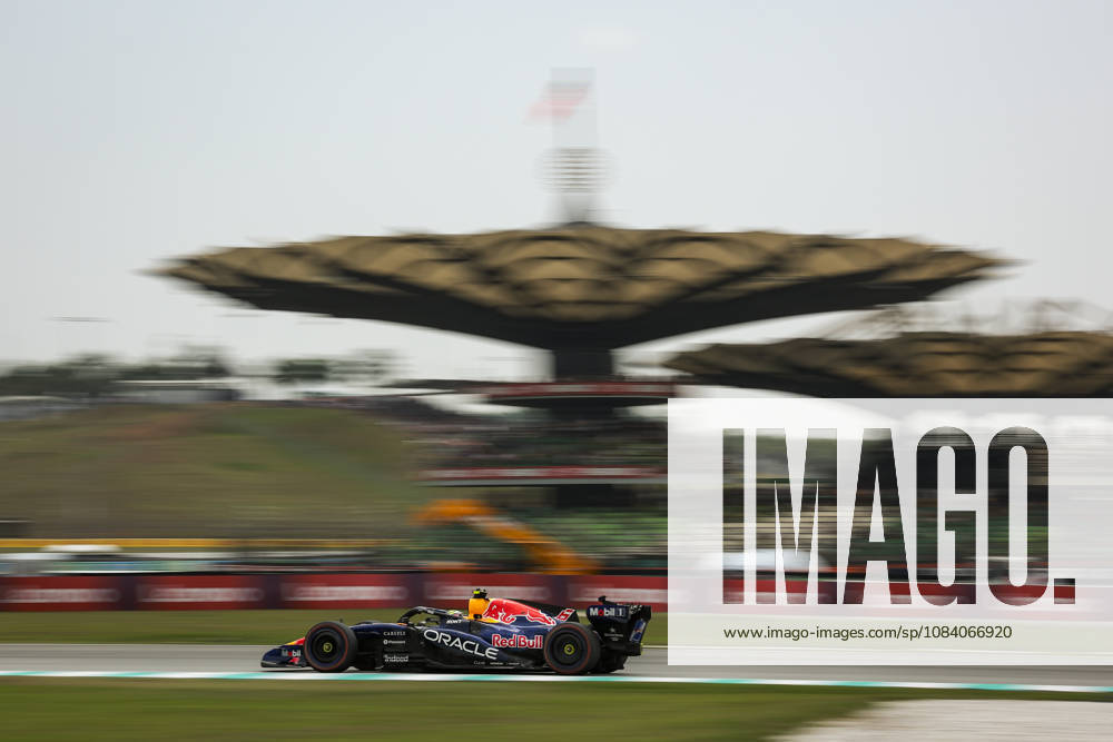 F1 - BAHRAIN GRAND PRIX IN MALAYSIA 2026 06 HADJAR Isack (fra), Red Bull Racing Ford RB22, action during the 2026 Formula 1 Bahrain Grand Prix in Malaysia, 16th round of the 2026 Formula One World Championship, WM, Weltmeisterschaft from October 2 to 4, 2026 on the Sepang International Circuit, in Sepang, Malaysia - SepangMalaysia