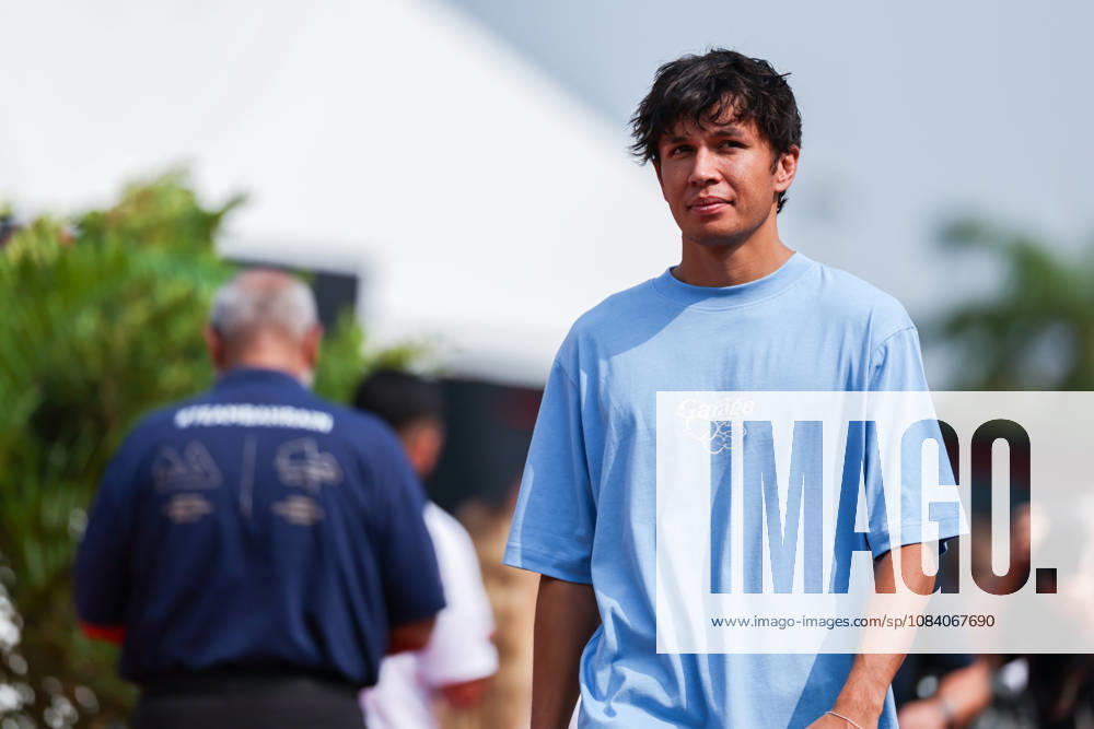 Alexander Albon of Thailand and Atlassian Williams F1 Team arrives on Saturday prior to Final Practice & Qualifying ahead of the FIA Formula 1 Grand Prix of Bahrain in Malaysia at the Sepang Circuit on October 03, 2026 in Kuala Lumpur, Malaysia. (Photo by Qian Jun SPP-Paddocker)