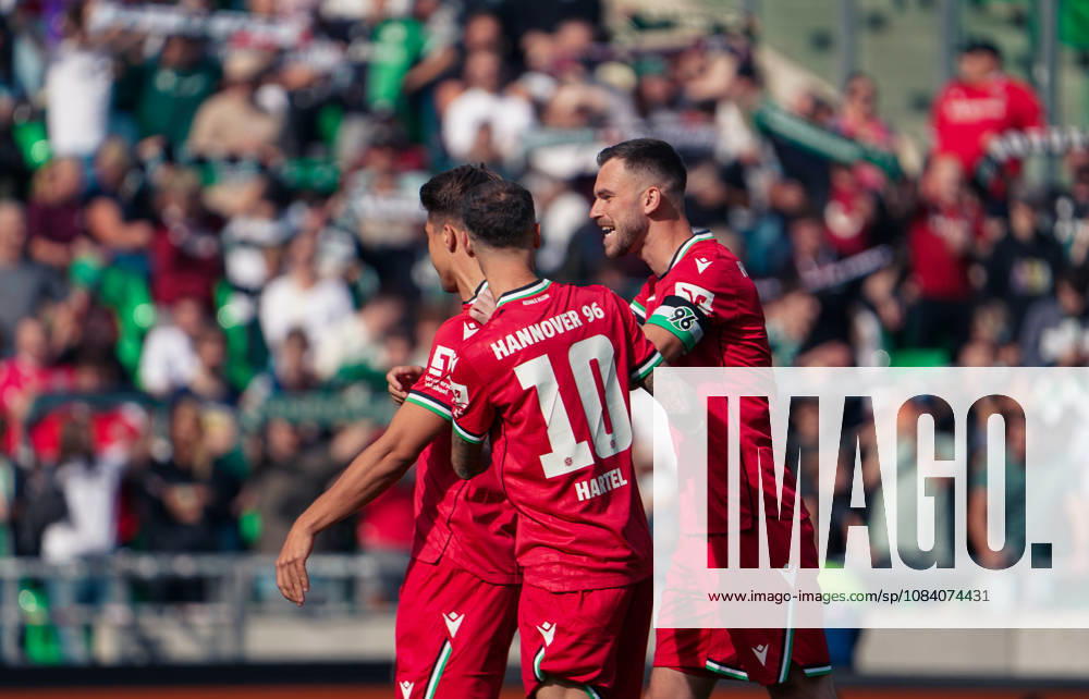 Deutschland: Fussball Testspiel Vereine 2026 2027, Freundschaftsspiel - Hannover 96 vs SC Verl - Heinz von Heiden Arena (Hannover): Tor und Torjubel zum Marcel Hartel (Hannover 96, 10) Franz Roggow (Hannover 96, 13) Boris Tomiak (Hannover 96, 3) Hannover