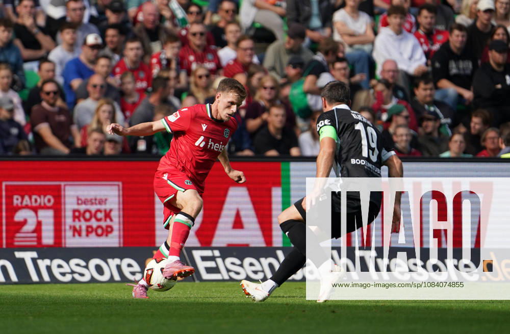 Deutschland: Fussball Testspiel Vereine 2026 2027, Freundschaftsspiel - Hannover 96 vs SC Verl - Heinz von Heiden Arena (Hannover): am Ball Emir Sahiti (Hannover 96, 44)