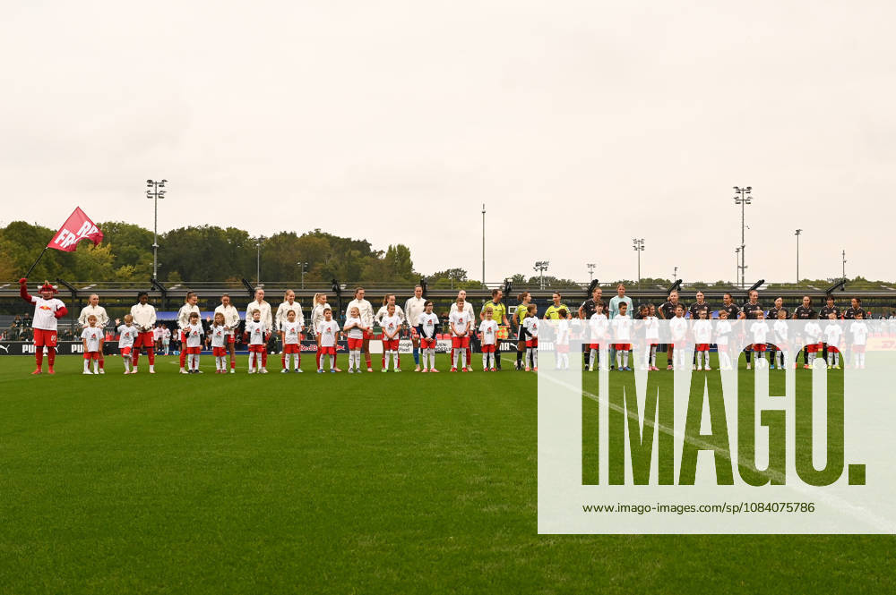 Fußball I Frauen I Saison 2026-2027 I Bundesliga I 6. Spieltag I RB Leipzig - 1. FSV Mainz 05 I 03.10.2026 Aufstellung der Mannschaften an der Mittellinie Leipzig RB Trainingszentrum, Cottaweg 7 Sachsen Deutschland