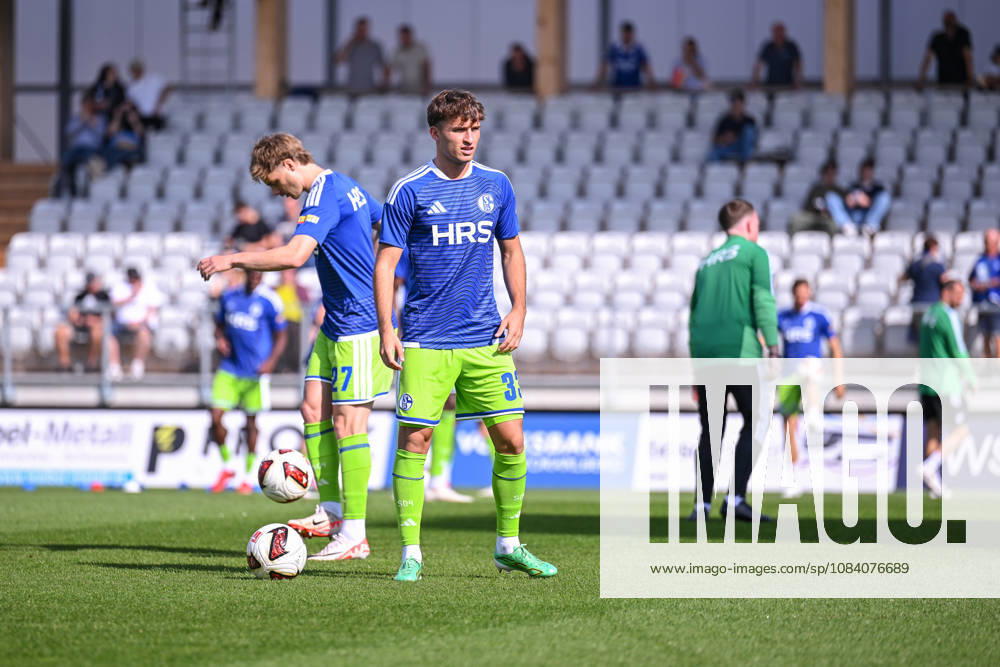 Fussball, Saison 2026 2027, Testspiel, SC Austria Lustenau - FC Schalke 04, Finn Porath (FC Schalke 04), Vitalie Becker (FC Schalke 04) xRHR-FOTO YYx