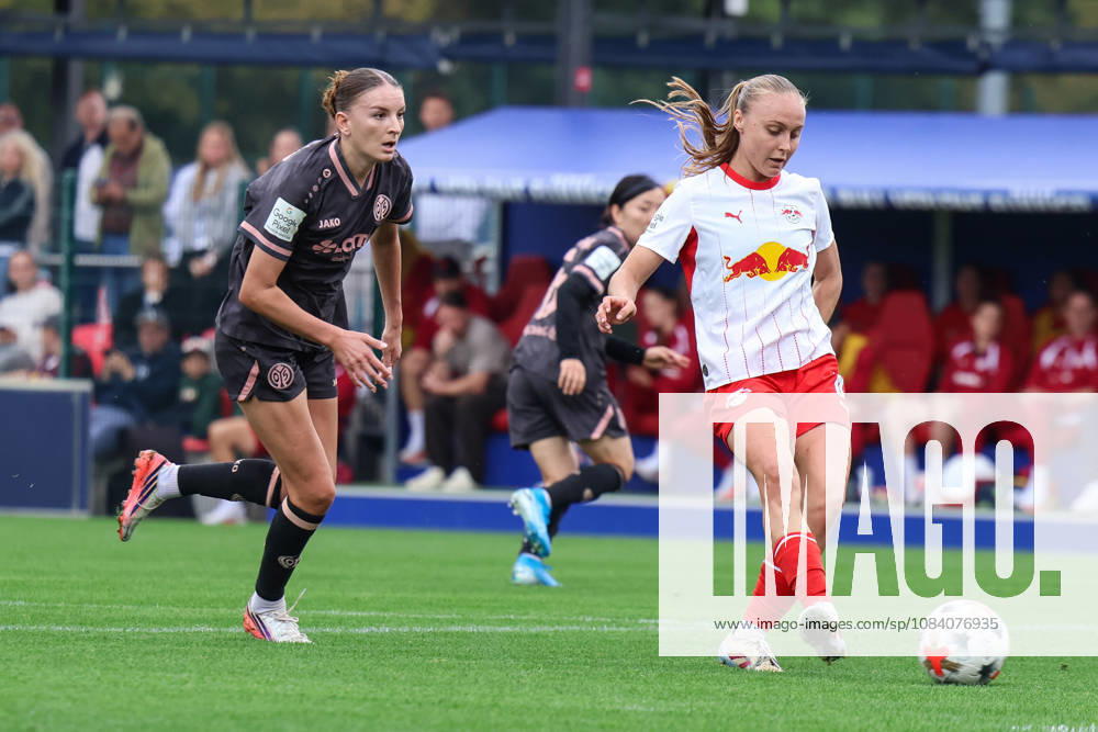 Deutschland: Fußball Google Pixel Frauen-Bundesliga 2026 - 2027, 6. Spieltag - RB Leipzig gegen FSV Mainz 05, Trainingszentrum von RB Leipzig (Leipzig): Lou-Ann Joly (RB Leipzig Frauen, 6) am ball