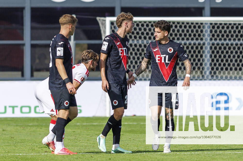 Niklas Castelle (FC Viktoria Köln, 44) celebrates his goal during the friendly match between FC Viktoria Köln vs. 1. FC Köln at the Sportpark Hoehenberg on October 3, 2026 in Koeln, Germany. DFL REGULATIONS PROHIBIT ANY USE OF PHOTOGRAPHS AS IMAGE SEQUENCES AND OR QUASI-VIDEO. Nordrhein-Westfalen Germany