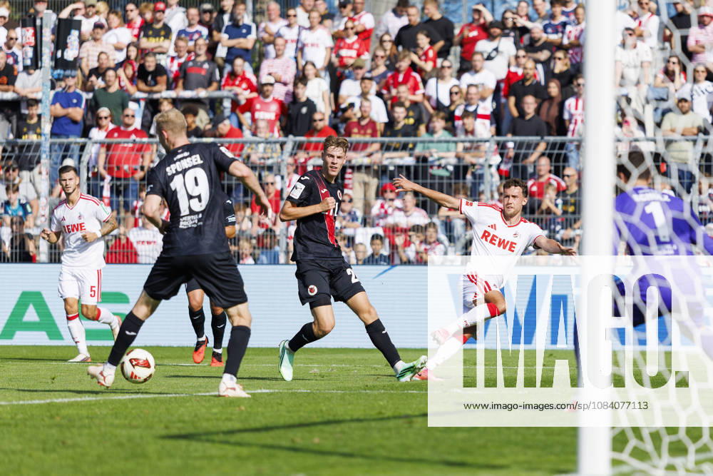 Luca Waldschmidt (1. FC Köln, 7) during the friendly match between FC Viktoria Köln vs. 1. FC Köln at the Sportpark Hoehenberg on October 3, 2026 in Koeln, Germany. DFL REGULATIONS PROHIBIT ANY USE OF PHOTOGRAPHS AS IMAGE SEQUENCES AND OR QUASI-VIDEO. Nordrhein-Westfalen Germany
