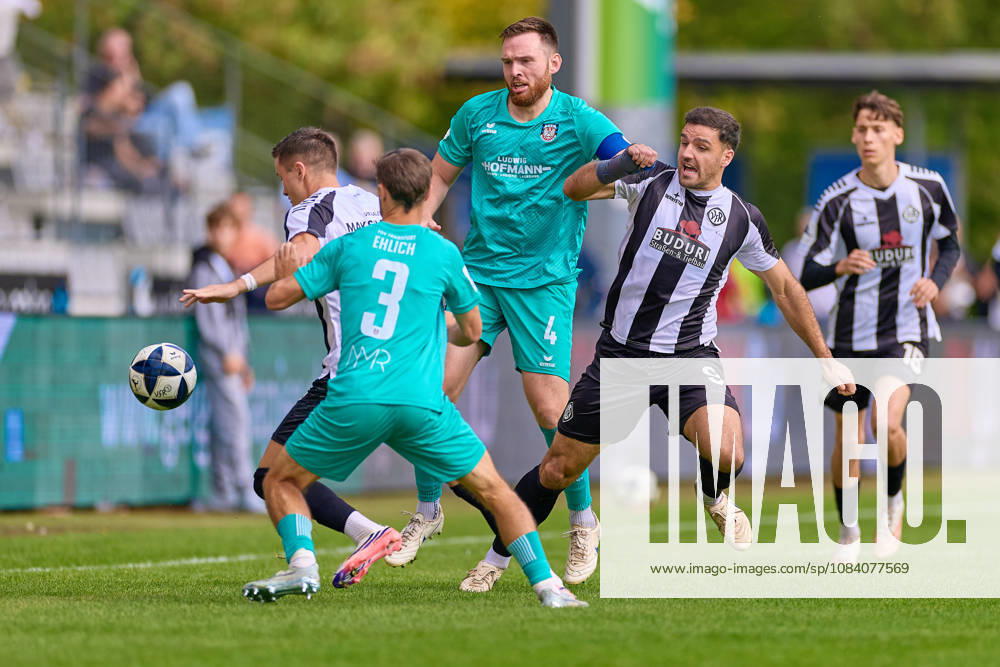 Sasa Maksimovic (VfR Aalen, 07), Christoph Ehlich (FSV Frankfurt, 03), 4,Michael Kleinschrodt (VfR Aalen, 09), Loris Gross (VfR Aalen, 15) GER, VfR Aalen vs. FSV Frankfurt, Fussball, Regionalliga Suedwest - Herren, 10. Spieltag, Spielzeit 2026 2027, 03.10.2026 GER, VfR Aalen vs. FSV Frankfurt, Fussball, Regionalliga Suedwest - Herren, 10. Spieltag, Spielzeit 2026 2027, 03.10.2026 Aalen