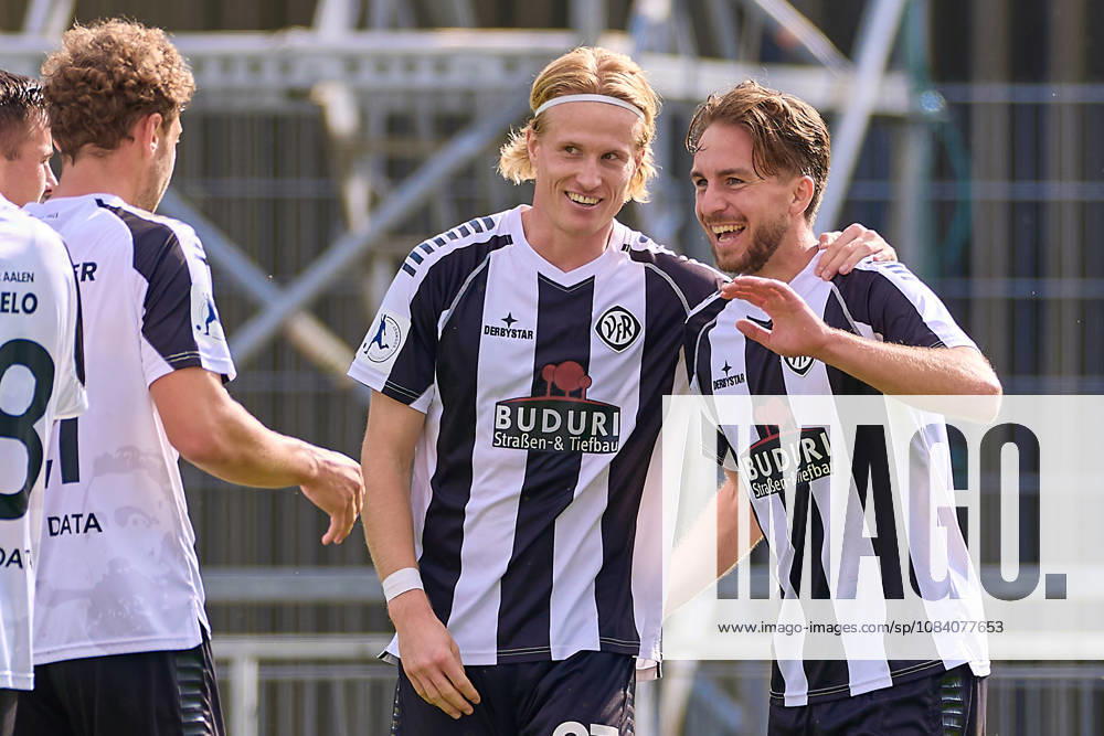 Torjubel Gianluca Gaudino (VfR Aalen, 46) ueber sein Tor, Treffer zur 1:0 Fuehrung fuer Aalen, Vico Meien (VfR Aalen, 27) gratuliert GER, VfR Aalen vs. FSV Frankfurt, Fussball, Regionalliga Suedwest - Herren, 10. Spieltag, Spielzeit 2026 2027, 03.10.2026 GER, VfR Aalen vs. FSV Frankfurt, Fussball, Regionalliga Suedwest - Herren, 10. Spieltag, Spielzeit 2026 2027, 03.10.2026 Aalen
