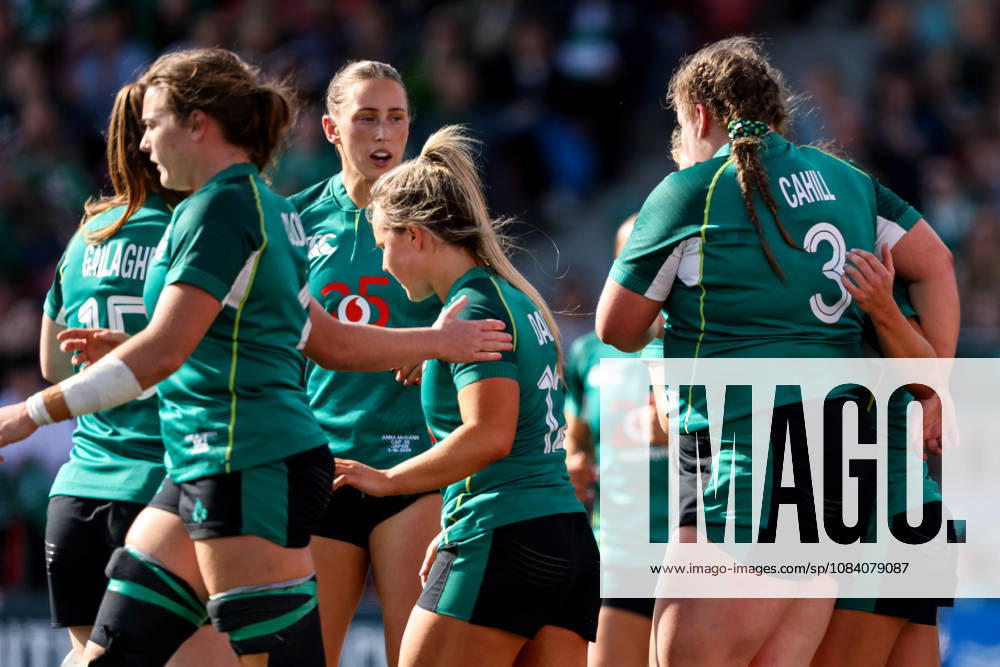 Women s International Test Match, Virgin Media Park, Cork 3 10 2026 Ireland vs Japan Ireland s Eilis Cahill is congratulated by Emily Lane after she scores her side s first try Eilis Cahill is congratulated by Emily Lane after she scores her side s first try 3 10 2026