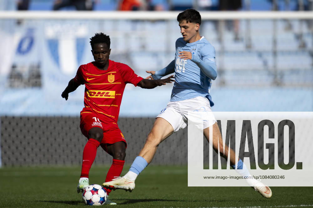 Leon da Silva of Malmö FF and Prince Junior of FC Nordsjälland during the Friendly match between Malmö FF and FC Nordsjälland on October 3, 2026 in Malmö. Photo: Avdo Bilkanovic BILDBYRAN COP 115 AB0391 fotboll football soccer fotball träningsmatch friendly match malmö ff fc nordsjälland bbeng