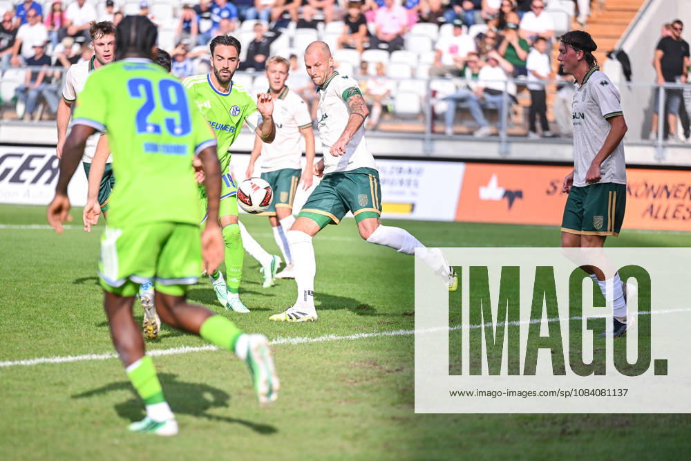 Fussball, Saison 2026 2027, Testspiel, SC Austria Lustenau - FC Schalke 04, Kenan Karaman (FC Schalke 04) xRHR-FOTO YYx