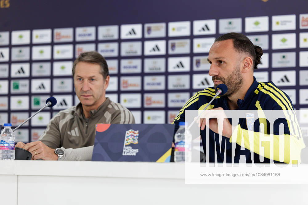 SOCCER - NL, KOS vs AUT PRISTINA,KOSOVO,03.OCT.26 - SOCCER - UEFA Nations League, OEFB international match, Länderspiel, Nationalmannschaft Kosovo vs Austria, preview, press conference, PK, Pressekonferenz team KOS. Image shows head coach Franco Foda and Dion Kacuri (KOS). GEPAxpictures Rauthner