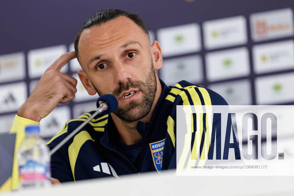 SOCCER - NL, KOS vs AUT PRISTINA,KOSOVO,03.OCT.26 - SOCCER - UEFA Nations League, OEFB international match, Länderspiel, Nationalmannschaft Kosovo vs Austria, preview, press conference, PK, Pressekonferenz team KOS. Image shows Dion Kacuri (KOS). GEPAxpictures Rauthner