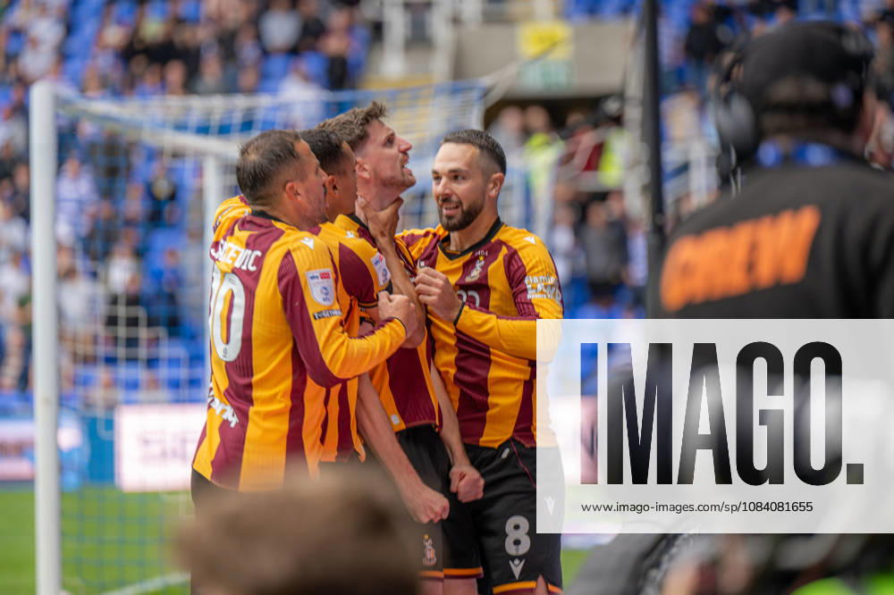Reading v Bradford City, EFL Sky Bet League 1 Goal! Jake Beesley of Bradford City celebrates as he scores during the EFL Sky Bet League 1 match between Reading and Bradford City at the Select Car Leasing Stadium, Reading, UK on 3 October 2026. Reading Select Car Leasing Stadium Berkshire UK Editorial use only DataCo restrictions apply See www.football-dataco.com ,