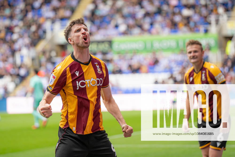 Reading v Bradford City, EFL Sky Bet League 1 Goal! Jake Beesley of Bradford City celebrates as he scores during the EFL Sky Bet League 1 match between Reading and Bradford City at the Select Car Leasing Stadium, Reading, UK on 3 October 2026. Reading Select Car Leasing Stadium Berkshire UK Editorial use only DataCo restrictions apply See www.football-dataco.com ,