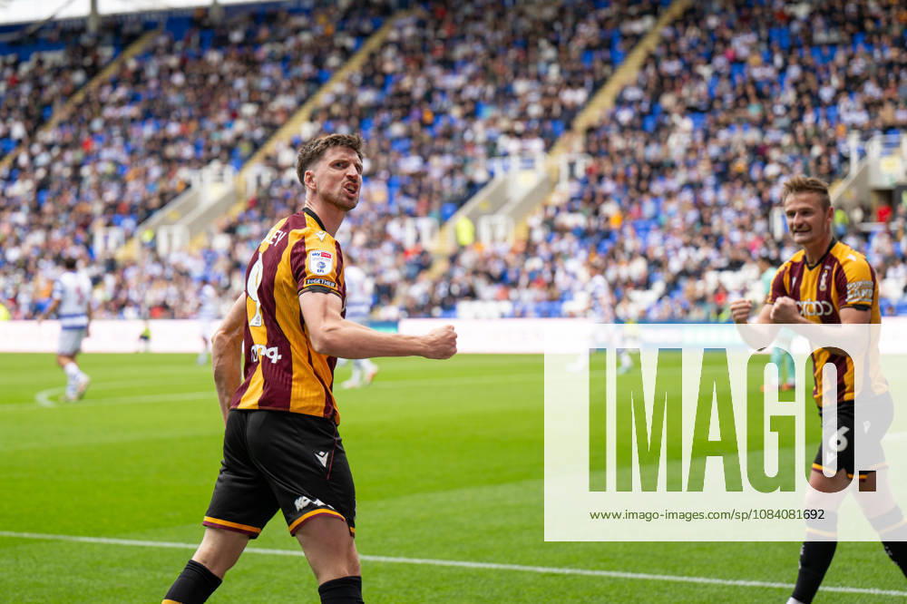 Reading v Bradford City, EFL Sky Bet League 1 Goal! Jake Beesley of Bradford City celebrates as he scores during the EFL Sky Bet League 1 match between Reading and Bradford City at the Select Car Leasing Stadium, Reading, UK on 3 October 2026. Reading Select Car Leasing Stadium Berkshire UK Editorial use only DataCo restrictions apply See www.football-dataco.com ,