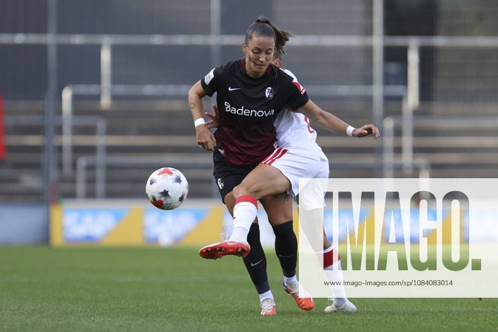 Selina Vobian (SC Freiburg) und Laura Feiersinger (1. FC Koeln) im Zweikampf waehrend des Spiels der Frauen Bundesliga zwischen 1.FC Koeln und SC Freiburg, Franz-Kremer-Stadion am 03. October 2026 in Koeln, Deutschland. (Foto von Oliver Kaelke DeFodi Images) +++ Selina Vobian (SC Freiburg) und Laura Feiersinger (1. FC Koeln) battle for the ball during the Bundesliga match between 1.FC Koeln and SC Freiburg at Franz-Kremer-Stadion on October 3, 2026 in Cologne, Germany. (Photo by Oliver Kaelke DeFodi Images) DFB DFL REGULATIONS PROHIBIT ANY USE OF PHOTOGRAPHS AS IMAGE SEQUENCES AND OR QUASI-VIDEO. (Photo by Oliver Kaelke DeFodi Images) -