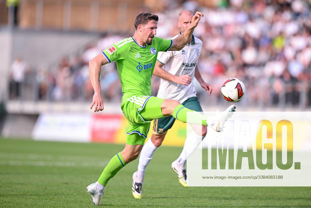 Fussball, Saison 2026 2027, Testspiel, SC Austria Lustenau - FC Schalke 04, Janik Bachmann (FC Schalke 04) xRHR-FOTO YYx