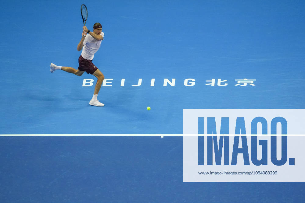 (261003) -- BEIJING, Oct. 3, 2026 -- Alexander Zverev of Germany hits a return to Shang Juncheng of China during the men s singles second round match at 2026 China Open tennis tournament in Beijing, China, Oct. 3, 2026. ) (SP)CHINA-BEIJING-TENNIS-CHINA OPEN-MEN S SINGLES(CN) XiexHan