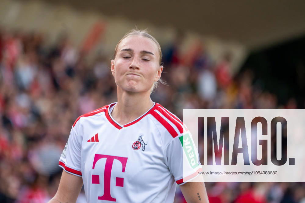 Deutschland: Google Pixel Frauen-Bundesliga 2026 2027, 6.Spieltag, 1.FC Köln vs SC Freiburg, Samstag, 03.10.2026, Franz-Kremer-Stadion (Köln-Westfalen): k30 Sophie Nachtigall (1.FC Köln,30) EmotionenEnttäuschung,Gesichtsausdruck, Emotionen Köln Franz-Kremer-Stadion, Köln Deutschland