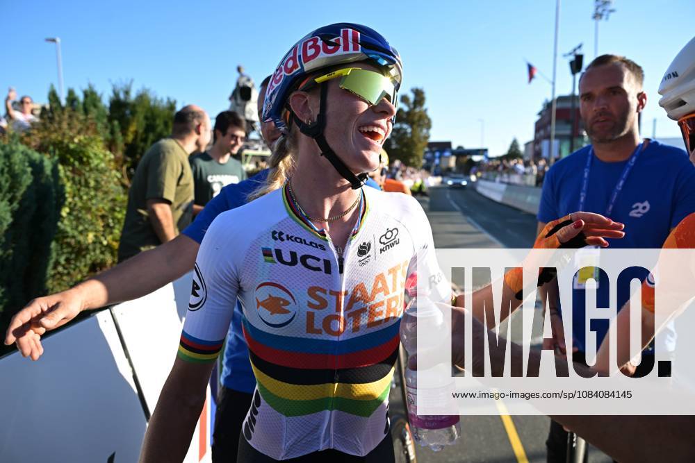 Netherlands Demi Vollering celebrates as she wins the elite women Road Race race (130 km) at the cycling UEC Road European Championships, in Ljubljana, Slovenia Saturday 3 October 2026. The UEC Road European Championships are taking place from 02 to 07 October in Ljubljana, Slovenia. DAVIDxPINTENS x0868474586stx