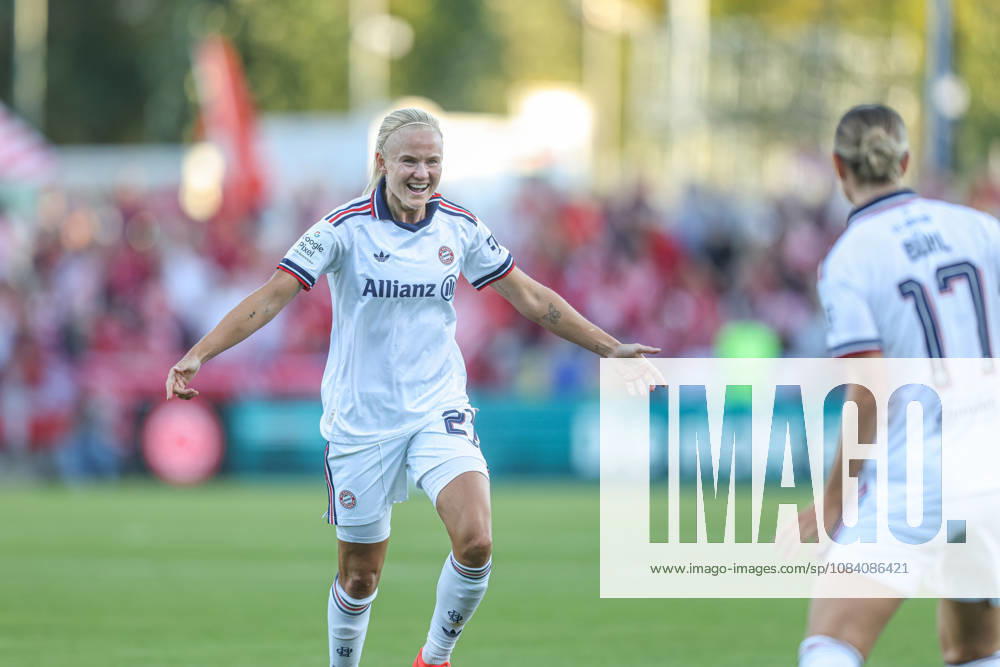 GER, Frankfurt, Eintracht Frankfurt vs FC Bayern München, Google Pixel Frauen Bundesliga, Fussball, DFB, Spielzeit 2026 2027, Stadion am Brentanobad, 6. Spieltag im Bild v.l.: DFB DFL REGULATIONS PROHIBIT ANY USE OF PHOTOGRAPHS AS IMAGE SEQUENCES AND OR QUASI-VIDEO