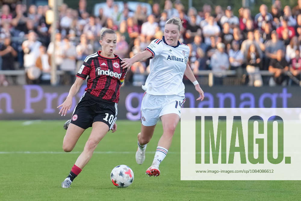 Deutschland: Fußball Google Pixel Frauen-Bundesliga 2026 2027, 6. Spieltag - SV Eintracht Frankfurt vs FC Bayern München - Am Brentanobad (Frankfurt): Laura Freigang (SGE, 10) im Zweikampf mit Alara Sehitler (FCB, 14)