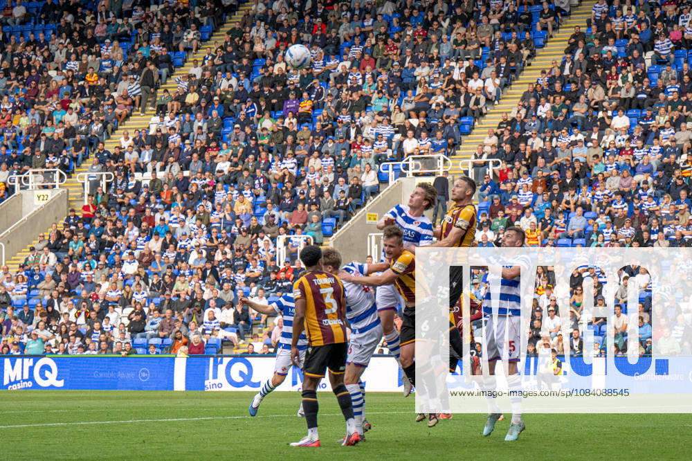 Reading v Bradford City, EFL Sky Bet League 1 Bradford defending a cross during the EFL Sky Bet League 1 match between Reading and Bradford City at the Select Car Leasing Stadium, Reading, UK on 3 October 2026. Reading Select Car Leasing Stadium Berkshire UK Editorial use only DataCo restrictions apply See www.football-dataco.com ,