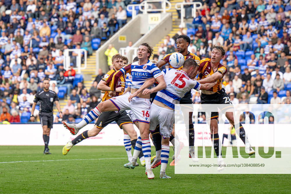 Reading v Bradford City, EFL Sky Bet League 1 Bradford defending a cross during the EFL Sky Bet League 1 match between Reading and Bradford City at the Select Car Leasing Stadium, Reading, UK on 3 October 2026. Reading Select Car Leasing Stadium Berkshire UK Editorial use only DataCo restrictions apply See www.football-dataco.com ,