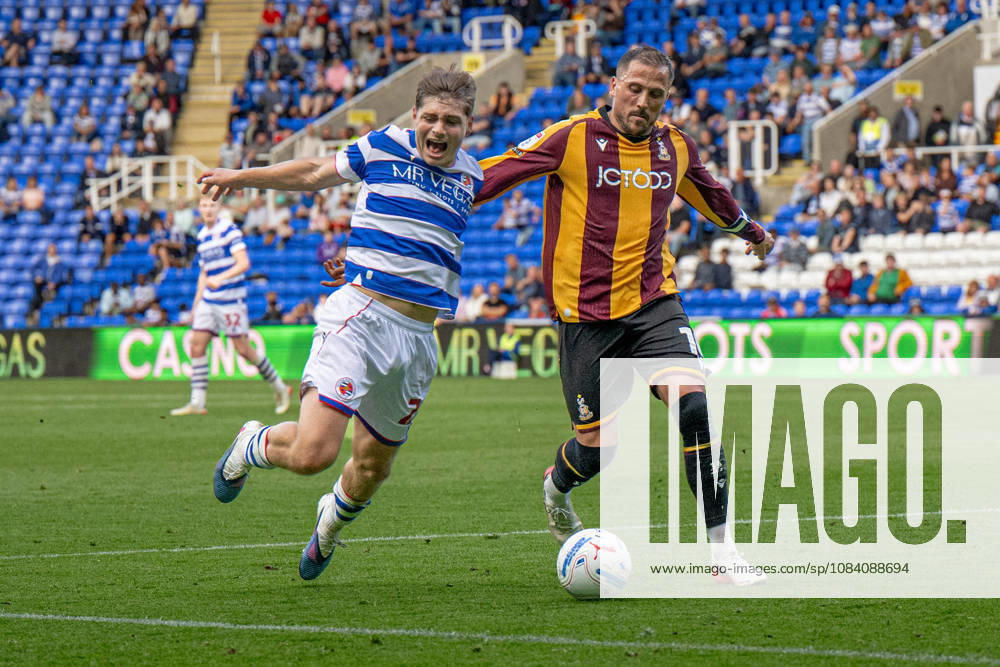 Reading v Bradford City, EFL Sky Bet League 1 Josh Stokes of Reading FC and Antoni Sarcevic of Bradford City during the EFL Sky Bet League 1 match between Reading and Bradford City at the Select Car Leasing Stadium, Reading, UK on 3 October 2026. Reading Select Car Leasing Stadium Berkshire UK Editorial use only DataCo restrictions apply See www.football-dataco.com ,