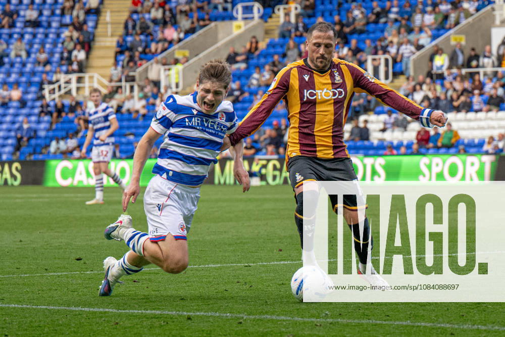 Reading v Bradford City, EFL Sky Bet League 1 Josh Stokes of Reading FC and Antoni Sarcevic of Bradford City during the EFL Sky Bet League 1 match between Reading and Bradford City at the Select Car Leasing Stadium, Reading, UK on 3 October 2026. Reading Select Car Leasing Stadium Berkshire UK Editorial use only DataCo restrictions apply See www.football-dataco.com ,